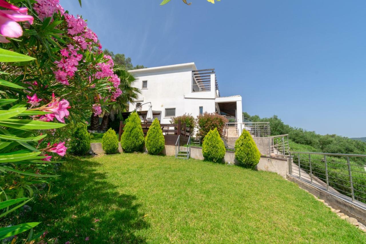 Ionian Pearl Luxury Spa Villa Месонґі Екстер'єр фото